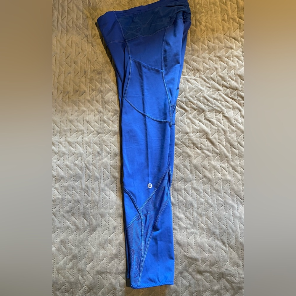 Lululemon leggings women’s size 4 blue pre-owned‎ condition